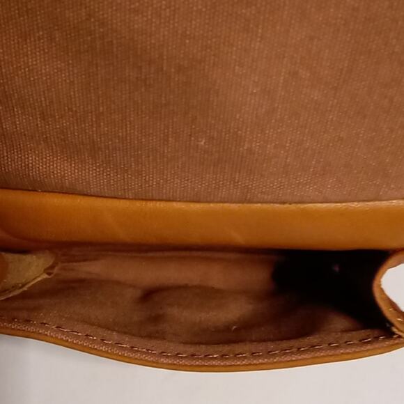 Cowhide Leather Wallet Clutch Accessory Slow Fashion Classic Quiet Luxury Boho - Picture 7 of 11